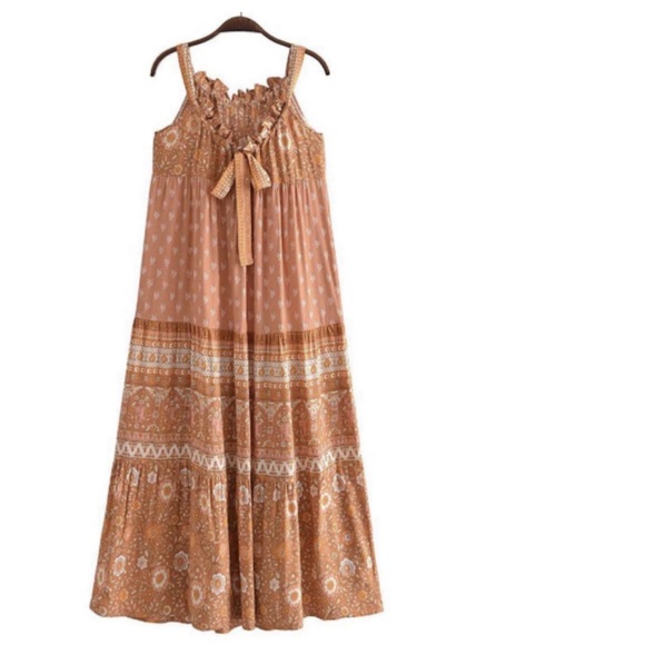 #125 CLOSEOUT SALE! New! Boho Gypsy long Sleeveless Maxi Dress - Picture 3 of 7